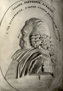 105962 Portret van Joannes Oosterdijk Schacht, geboren Leiden 1704, hoogleraar in de geneeskunde aan de Utrechtse ...